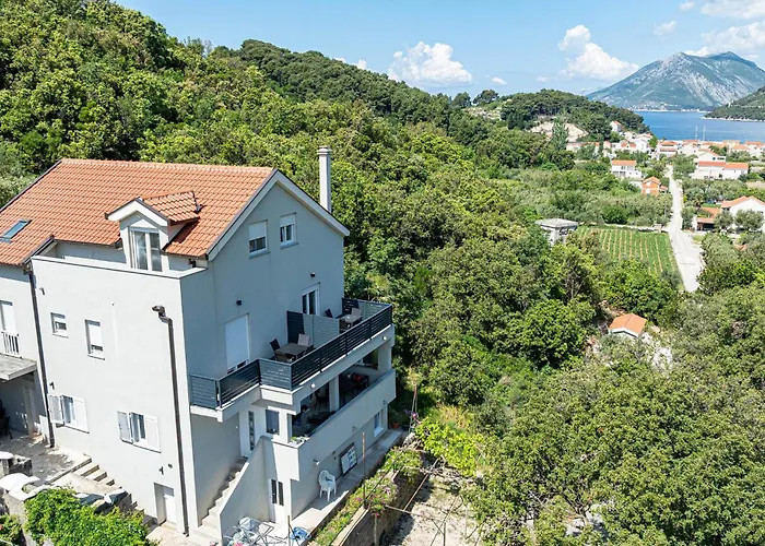 아파트 Stunning In